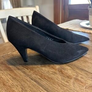 Olivia Miller Black Pointed Toe Cone Heel Pumps Shoes Size 7